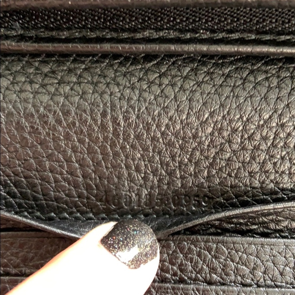 Gucci Bee Wallet - image 5